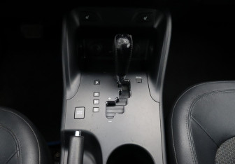 Подержанный автомобиль Hyundai ix35 2010 года (18 фото)