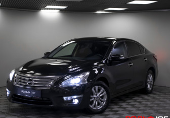 Подержанный автомобиль Nissan Teana 2014 года (24 фото)