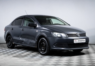 Подержанный автомобиль Volkswagen Polo Sedan 2010 года (3 фото)