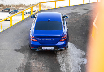 Подержанный автомобиль Genesis G70 2021 года (6 фото)
