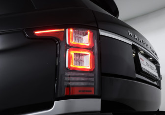 Подержанный автомобиль Land Rover Range Rover 2017 года (21 фото)