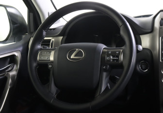 Подержанный автомобиль Lexus GX 2016 года (17 фото)