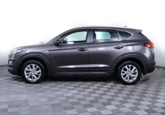 Подержанный автомобиль Hyundai Tucson 2019 года (3 фото)