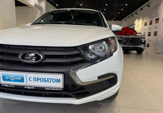 Подержанный автомобиль LADA (ВАЗ) Granta Liftback 2025 года (7 фото)