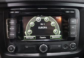 Подержанный автомобиль Skoda Yeti 2012 года (18 фото)