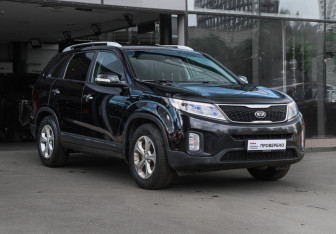 Подержанный автомобиль Kia Sorento 2019 года (3 фото)