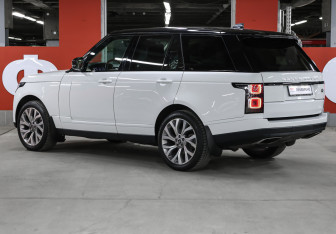 Подержанный автомобиль Land Rover Range Rover 2019 года (7 фото)