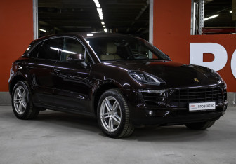 Подержанный автомобиль Porsche Macan 2018 года (3 фото)