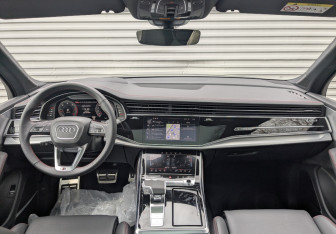 Новый Audi Q7 2025 (10 фото)