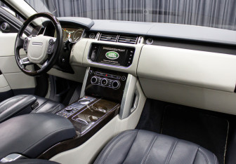 Подержанный автомобиль Land Rover Range Rover 2016 года (11 фото)