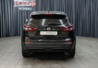 Подержанный автомобиль Nissan Qashqai 2020 года (4 фото)