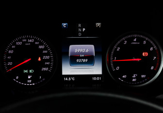 Подержанный автомобиль Mercedes-Benz GLC Coupe 2016 года (11 фото)