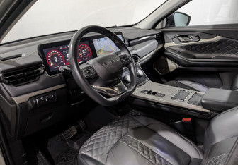 Подержанный автомобиль Exeed TXL 2023 года (15 фото)