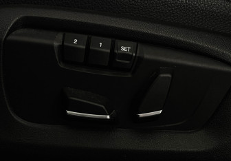 Подержанный автомобиль BMW X6 2016 года (16 фото)