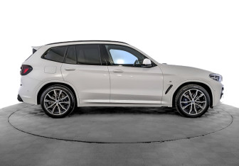 Подержанный автомобиль BMW X3 2020 года (4 фото)