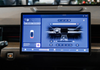 Подержанный автомобиль Jetour Dashing 2023 года (11 фото)