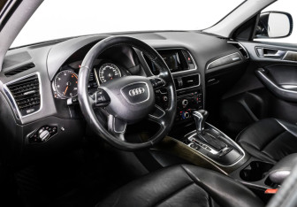 Подержанный автомобиль Audi Q5 2015 года (11 фото)