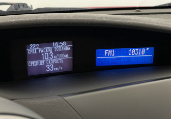 Подержанный автомобиль Mazda 3 Sedan 2012 года (14 фото)