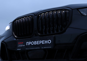 Подержанный автомобиль BMW X5 2025 года (20 фото)