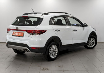 Подержанный автомобиль Kia Rio Hatchback 2020 года (5 фото)