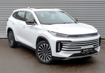 Подержанный автомобиль Exeed TXL 2022 года (3 фото)