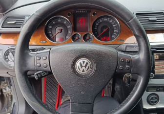 Подержанный автомобиль Volkswagen Passat Sedan 2008 года (15 фото)