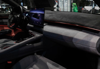 Подержанный автомобиль Zeekr 001 2024 года (7 фото)