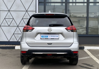 Подержанный автомобиль Nissan X-Trail 2019 года (6 фото)
