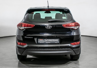 Подержанный автомобиль Hyundai Tucson 2016 года (6 фото)