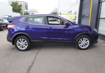 Подержанный автомобиль Nissan Qashqai 2016 года (4 фото)