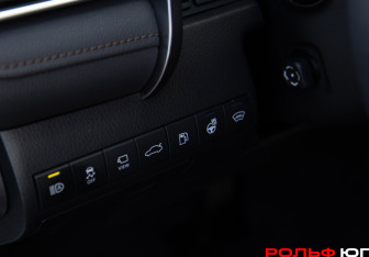 Подержанный автомобиль Toyota Camry Sedan 2018 года (22 фото)