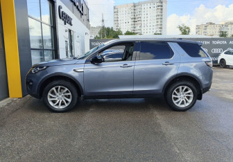 Подержанный автомобиль Land Rover Discovery Sport 2019 года (8 фото)