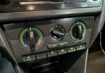 Подержанный автомобиль Skoda Rapid Liftback 2019 года (21 фото)