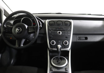 Подержанный автомобиль Mazda CX-7 2008 года (7 фото)