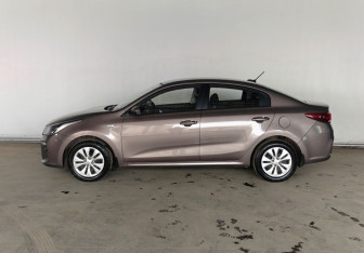 Подержанный автомобиль Kia Rio Sedan 2019 года (4 фото)