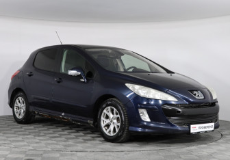 Подержанный автомобиль Peugeot 308 Hatchback 2011 года (2 фото)