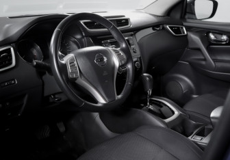 Подержанный автомобиль Nissan Qashqai 2018 года (14 фото)