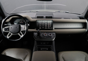 Подержанный автомобиль Land Rover Defender Suv 2022 года (10 фото)