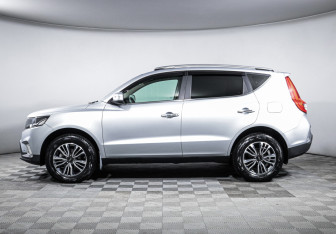 Подержанный автомобиль Geely Emgrand X7 2020 года (8 фото)