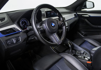 Подержанный автомобиль BMW X2 2019 года (11 фото)