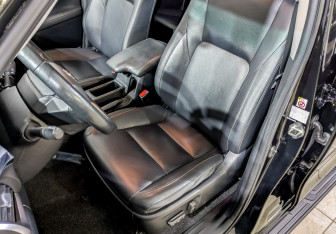 Подержанный автомобиль Toyota Hilux 2017 года (18 фото)