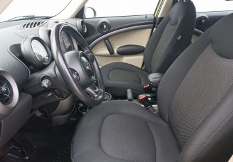 Подержанный автомобиль MINI Countryman 2012 года (10 фото)