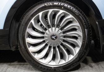 Подержанный автомобиль Voyah Free 2023 года (35 фото)