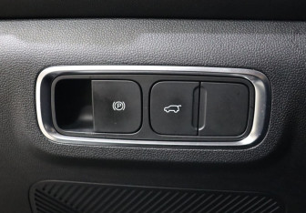 Подержанный автомобиль Jaecoo J7 2023 года (13 фото)