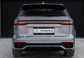 Подержанный автомобиль Geely Monjaro 2023 года (6 фото)