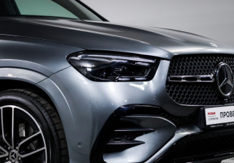 Подержанный автомобиль Mercedes-Benz GLE 2024 года (17 фото)