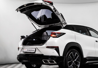 Подержанный автомобиль Changan UNI-T 2023 года (16 фото)