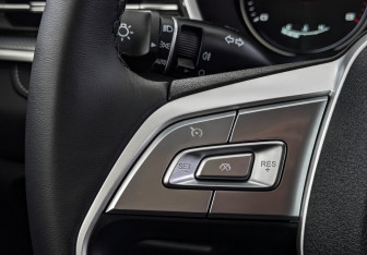 Новый Москвич 6 2025 (27 фото)