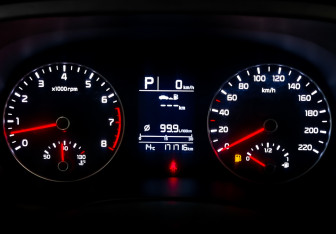 Подержанный автомобиль Kia Rio Hatchback 2021 года (12 фото)