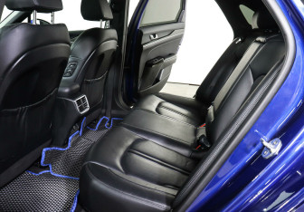 Подержанный автомобиль Kia K5 2021 года (18 фото)